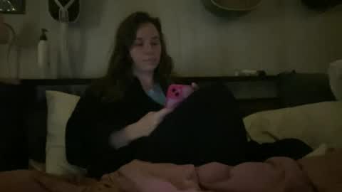 Snapshot of pantiesofthefae chatting on 11.19.25 Pantiesofthefae online show from 11.19.25