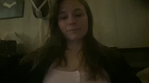 Snapshot of pantiesofthefae chatting on 12.17.25 Pantiesofthefae online show from 12.17.25