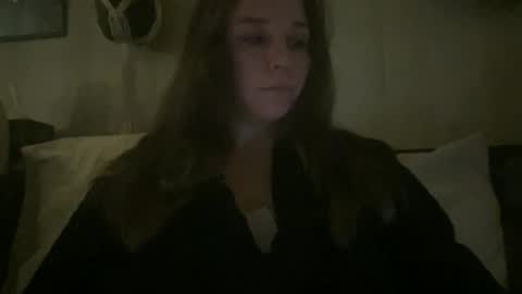 Snapshot of pantiesofthefae chatting on 12.19.25 Pantiesofthefae online show from 12.19.25