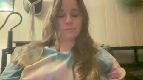 Snapshot of pantiesofthefae chatting on 02.18.26 Pantiesofthefae online show from 02.18.26