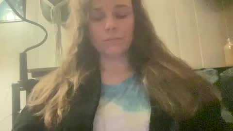 Snapshot of pantiesofthefae chatting on 02.19.26 Pantiesofthefae online show from 02.19.26