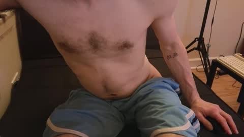 PantsLessTraveler online show from 01.04.25