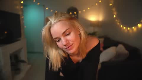 Kristina Kriss online show from 03.05.26