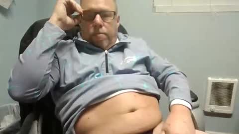 Snapshot of pantyslut50s chatting on 12.23.25 daddyinpanties online show from 12.23.25
