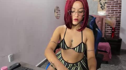 Snapshot of paola_my chatting on 02.05.26 Paola online show from 02.05.26