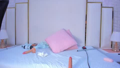 Paola  online show from 12.03.25