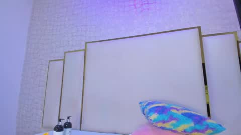 Paola  online show from 04.08.26