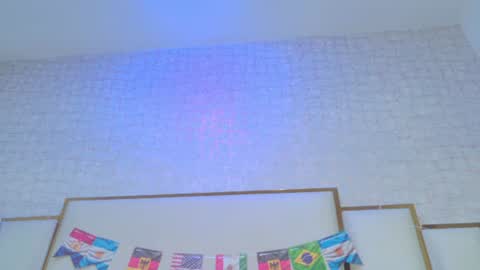 Snapshot of paolaa_rodriguez chatting on 06.21.26 Paola online show from 06.21.26