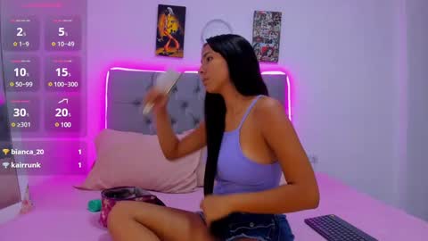 Snapshot of paolabigboobs_ chatting on 03.11.25 paola online show from 03.11.25