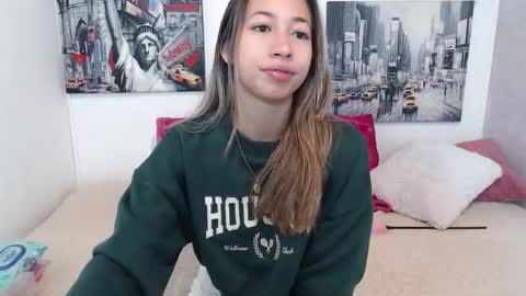 Paola online show from 11.14.25