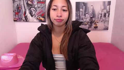 Paola online show from 01.10.26