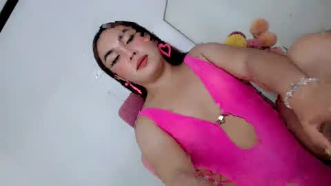 Fina Dwarf online show from 03.08.25