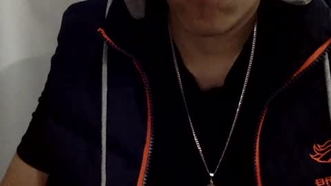 Snapshot of papy_dani33 chatting on 12.26.24 papy_dani33 online show from 12.26.24