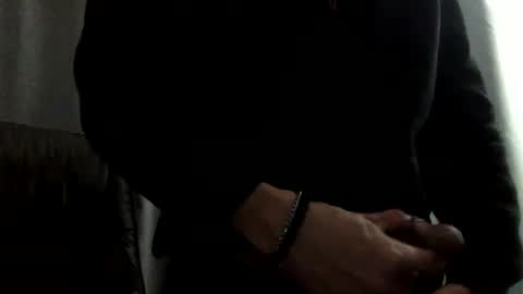 Snapshot of papy_dani33 chatting on 01.12.25 papy_dani33 online show from 01.12.25