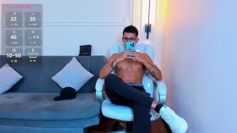 Ryan And Casper online show from 11.04.25