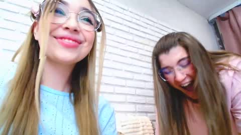 Snapshot of paradisexparadisex chatting on 02.15.26 paradisexparadisex online show from 02.15.26