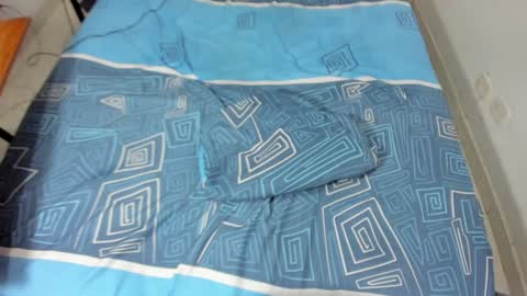 Snapshot of parejacachonda chatting on 01.21.25 sara and andreu online show from 01.21.25