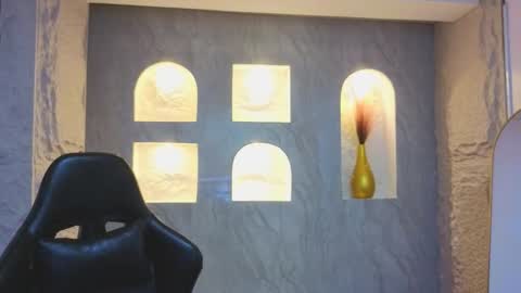 Snapshot of paris_b_ chatting on 11.16.25 paris online show from 11.16.25