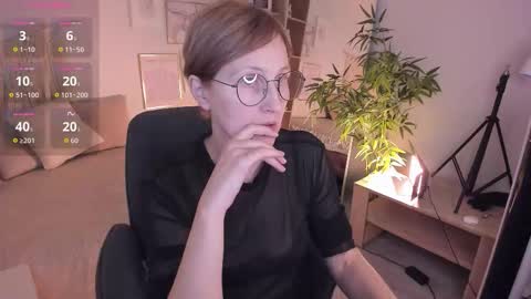 Paris online show from 01.18.26