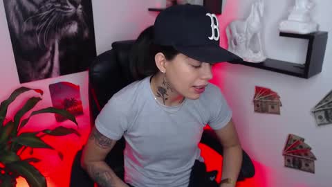 Paris D angelo online show from 02.04.25