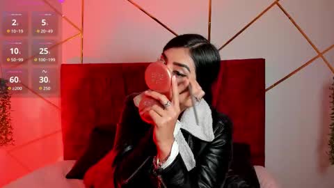 paris_evans_01 online show from 11.24.25