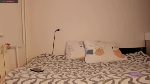 Snapshot of paris_hilt_on chatting on 01.02.25 Sasha online show from 01.02.25