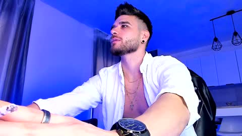 Paris online show from 12.12.24