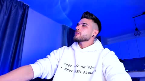 Paris online show from 01.25.25