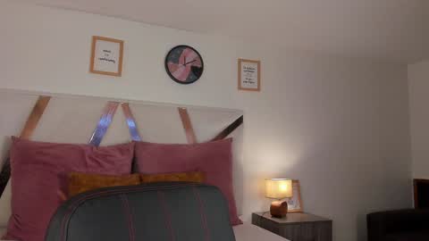 PARIS online show from 01.22.25