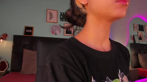 PARIS online show from 01.30.25