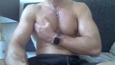 Snapshot of parisien75015 chatting on 02.14.26 Porn Actor 21cm Hetero online show from 02.14.26