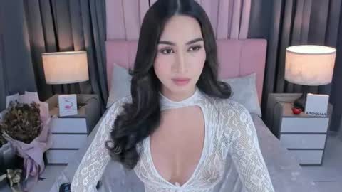 parismilker online show from 06.13.26