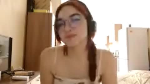 Michelle online show from 11.04.25