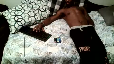 Snapshot of parlay0028 chatting on 12.18.25 Parlay tellio online show from 12.18.25