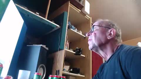 pascal88881 online show from 10.27.25