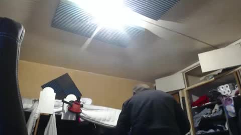 pascal88881 online show from 11.18.25