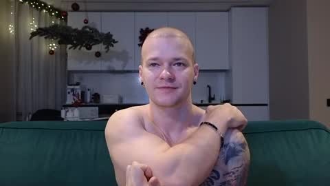 Pashka online show from 12.16.25