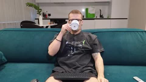 Pashka online show from 04.08.26