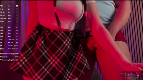 Snapshot of passion_dream_ chatting on 12.24.24 BubbleDoll online show from 12.24.24