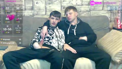 Snapshot of passionate_bonds chatting on 05.20.26 Max tall dark-haired guy with tattoos and Phil blond-haired online show from 05.20.26