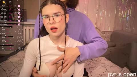 Snapshot of passiondesire_ chatting on 03.04.26 Zoe online show from 03.04.26