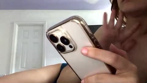 Snapshot of pastza chatting on 09.23.25 pastza online show from 09.23.25