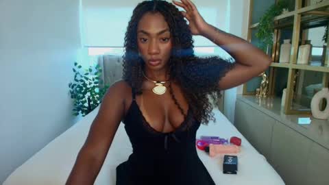 Patricia Rossi online show from 02.06.26