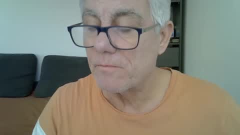 Snapshot of patrick5275 chatting on 01.21.25 patrick5275 online show from 01.21.25