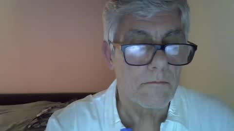 Snapshot of patrick5275 chatting on 02.18.25 patrick5275 online show from 02.18.25
