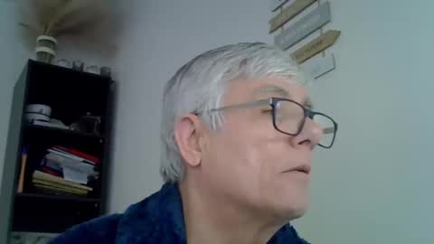 Snapshot of patrick5275 chatting on 03.01.25 patrick5275 online show from 03.01.25