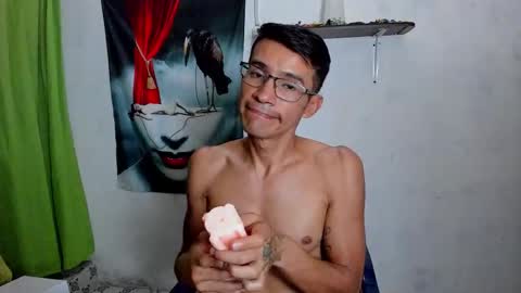 Snapshot of patrick_1_ chatting on 03.17.26 EDUAR Independent model online show from 03.17.26