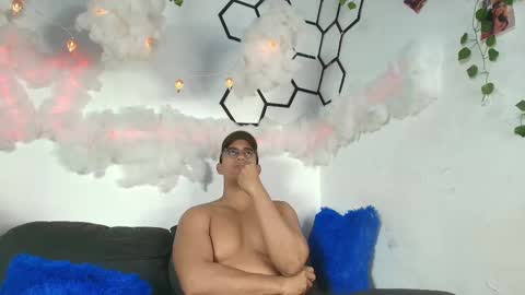 Snapshot of patrick_rose_ chatting on 02.11.25 Patrick Rose online show from 02.11.25