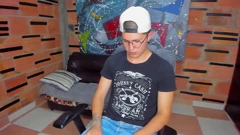 Snapshot of patrik027 chatting on 02.12.25 .... online show from 02.12.25