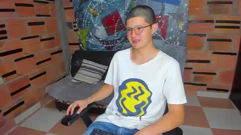 Snapshot of patrik027 chatting on 02.17.25 .... online show from 02.17.25